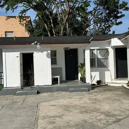 Villa Clara Suite - Little Havana Miami Exterior photo