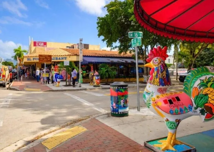 Villa Clara Suite - Little Havana
