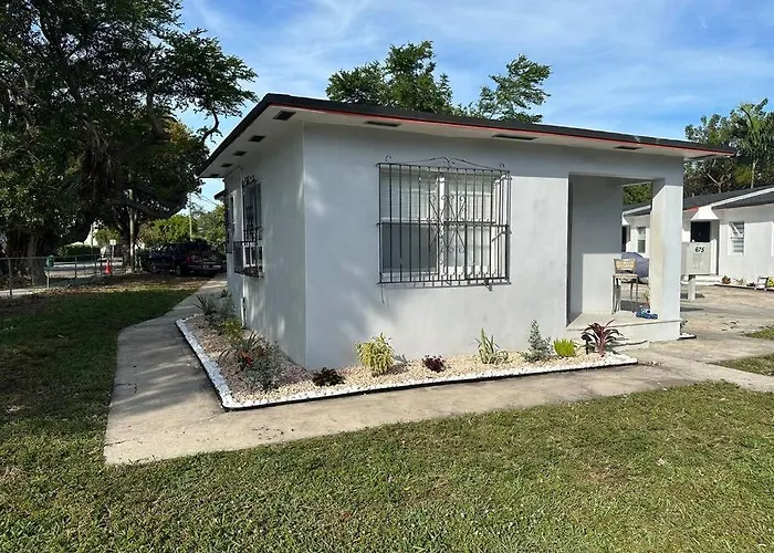 Villa Clara Suite - Little Havana